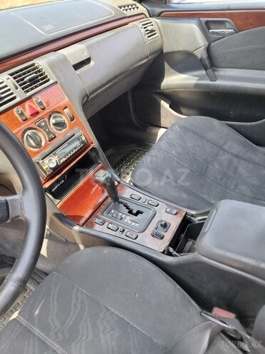 Mercedes E 230 1997, 356,985 km - 2.3 l - Bakı
