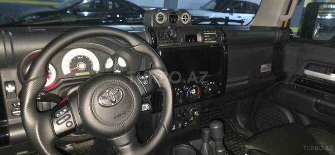 Toyota FJ Cruiser 2012, 120,000 km - 4.0 л - Bakı
