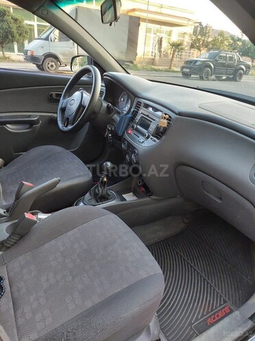 Kia Rio 2009, 380,000 km - 1.5 l - Gəncə