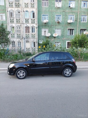 Kia Rio 2009, 380,000 km - 1.5 l - Gəncə