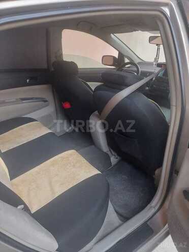 Toyota Prius-6