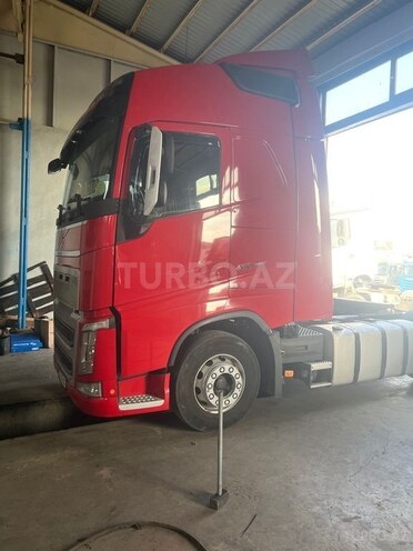 Volvo FH 460 2015, 1,370,000 km - 13.0 l - Bakı