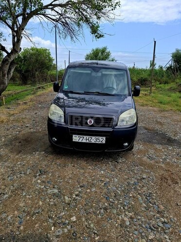 Fiat Doblo 2008, 247,720 km - 1.3 l - Salyan
