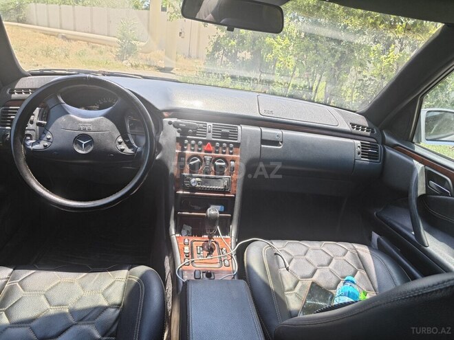 Mercedes E 220 d 1999, 473,000 km - 2.2 l - Bakı