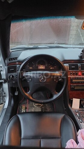 Mercedes E 270 1999, 444,000 km - 2.7 l - Lənkəran