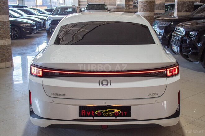 Changan Qiyuan A05 2024, 4,000 km - 1.5 л - Bakı
