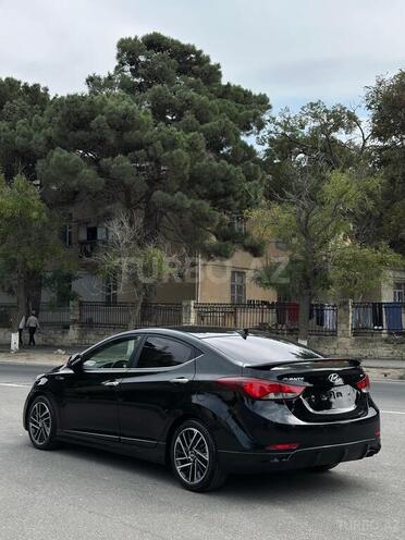 Hyundai Avante-2