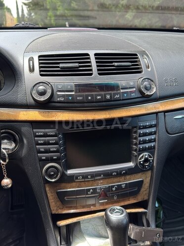 Mercedes E 220 d 2007, 443,656 km - 2.2 l - Qazax