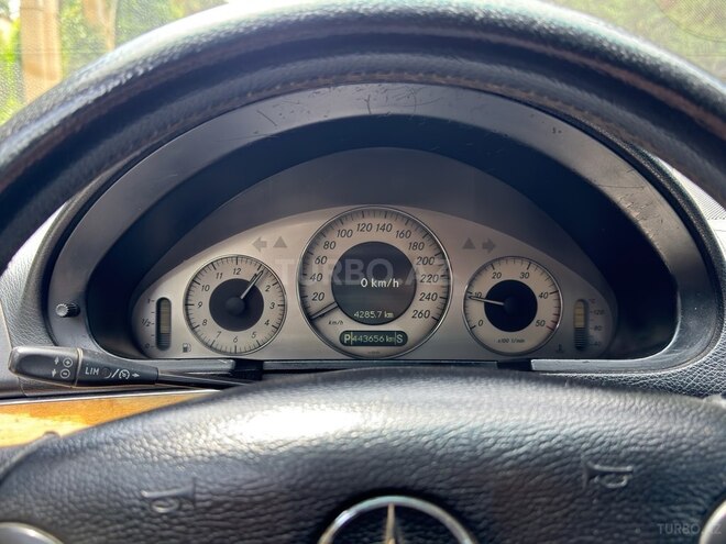 Mercedes E 220 d 2007, 443,656 km - 2.2 l - Qazax