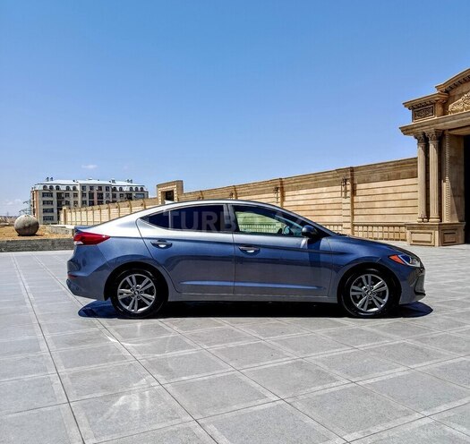 Hyundai Elantra 2018, 68,900 km - 2.0 л - Bakı