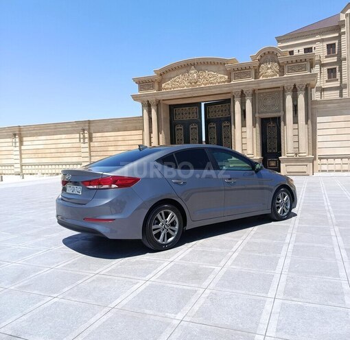 Hyundai Elantra 2018, 68,900 km - 2.0 л - Bakı