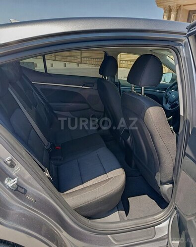 Hyundai Elantra 2018, 68,900 km - 2.0 л - Bakı