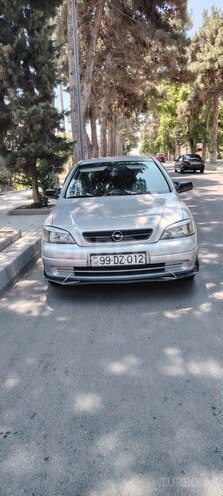 Opel Astra-11