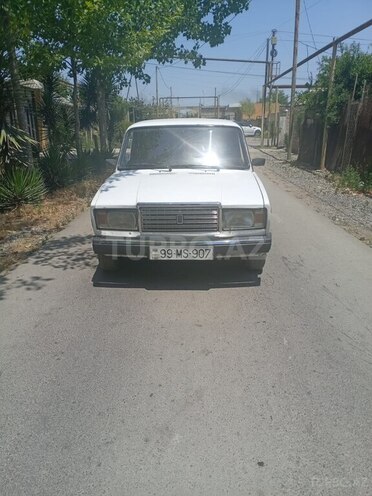 LADA (VAZ) 2107 1994, 40,000 km - 1.6 l - Salyan