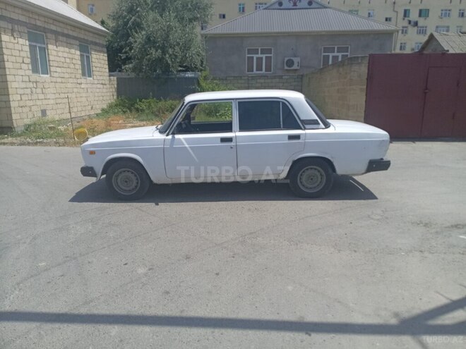 LADA (VAZ) 2107 1994, 40,000 km - 1.6 l - Salyan