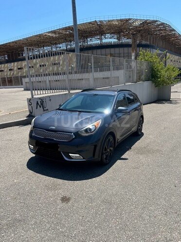 Kia Niro 2018, 75,000 km - 1.6 l - Bakı