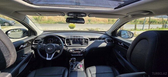Kia Sorento-10