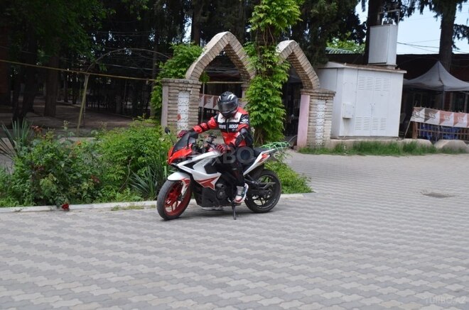 Bajaj Pulsar RS 200 2019, 1,600 km - 0.2 l - Tovuz