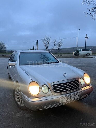 Mercedes E 320 1996, 390,758 km - 3.2 l - Sumqayıt
