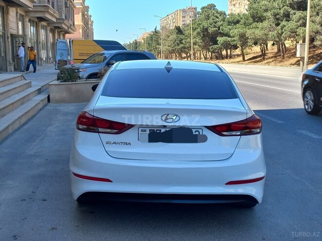 Hyundai Elantra 2018, 173,177 km - 2.0 l - Bakı