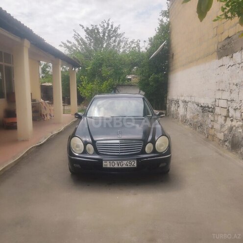 Mercedes E 220 d 2005, 380,000 km - 2.2 л - Yevlax