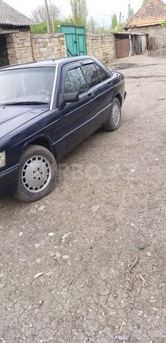 Mercedes 190 1991, 299,702 km - 2.0 l - İsmayıllı