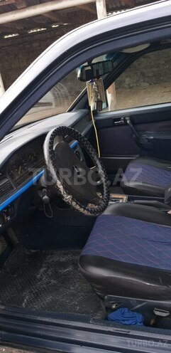 Mercedes 190 1991, 299,702 km - 2.0 l - İsmayıllı