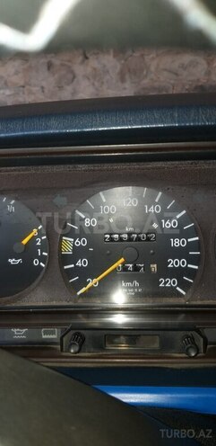 Mercedes 190 1991, 299,702 km - 2.0 l - İsmayıllı