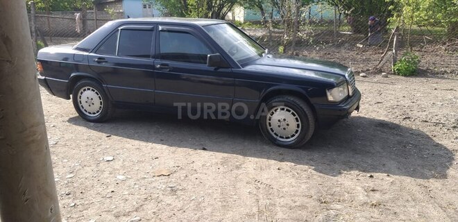 Mercedes 190 1991, 299,702 km - 2.0 l - İsmayıllı