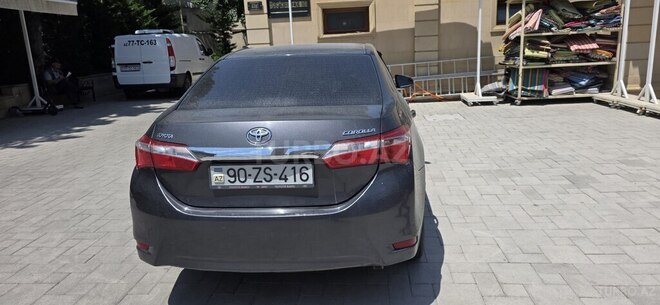 Toyota Corolla 2015, 200,000 km - 1.6 l - Bakı