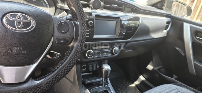 Toyota Corolla 2015, 200,000 km - 1.6 l - Bakı