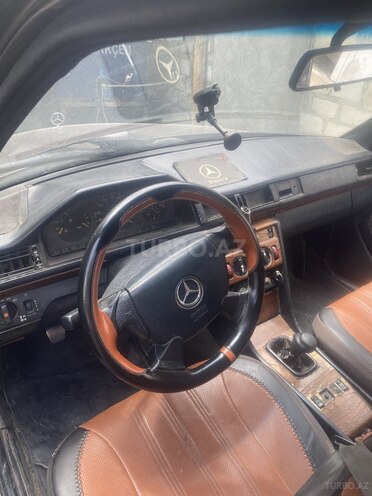 Mercedes E 230 1995, 429,474 km - 2.3 l - Şəmkir