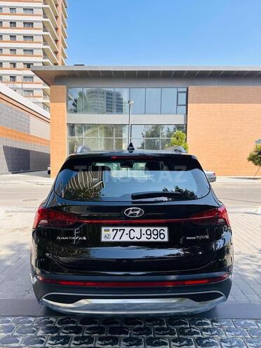 Hyundai Santa Fe-12