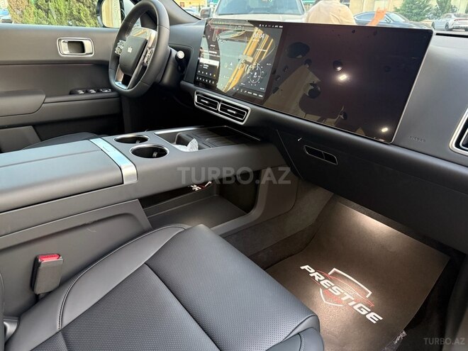 Li Auto L9 2025, 0 km - 1.5 l - Bakı
