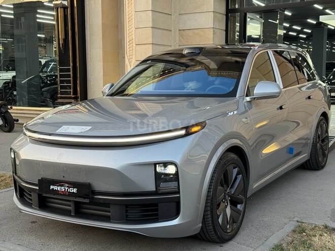 Li Auto L9 2025, 0 km - 1.5 l - Bakı