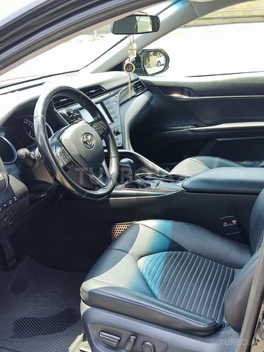 Toyota Camry 2019, 135,319 km - 2.5 л - Şamaxı