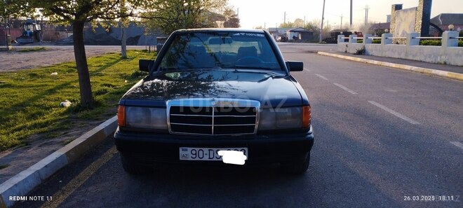 Mercedes 190 1990, 155,768 km - 2.0 l - Saatlı