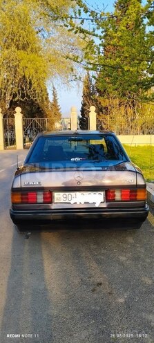 Mercedes 190 1990, 155,768 km - 2.0 l - Saatlı