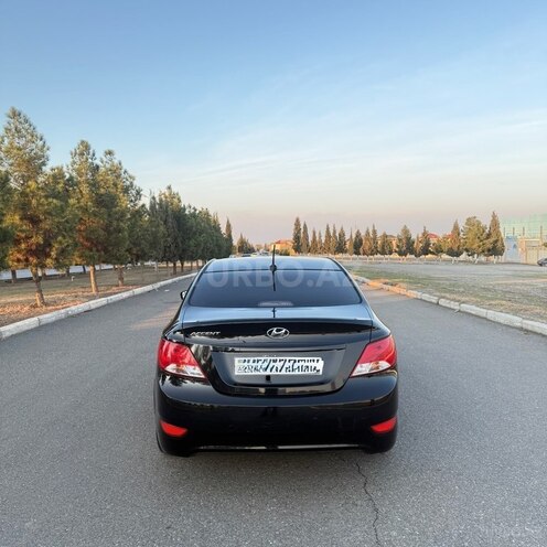 Hyundai Accent 2017, 233,355 km - 1.6 л - Gəncə