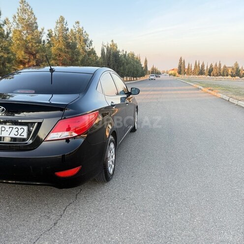 Hyundai Accent 2017, 233,355 km - 1.6 л - Gəncə