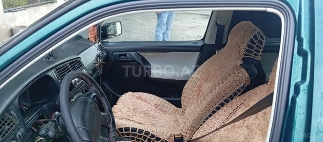Volkswagen Golf 1995, 250,000 km - 2.0 l - Lənkəran
