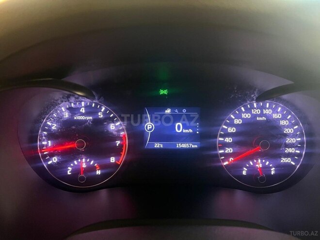 Kia K5-19