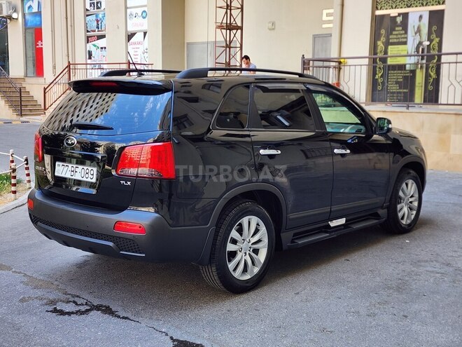 Kia Sorento-8