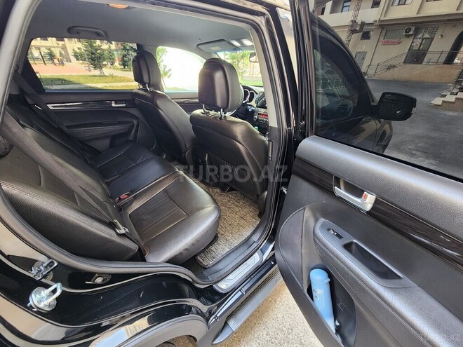 Kia Sorento-11