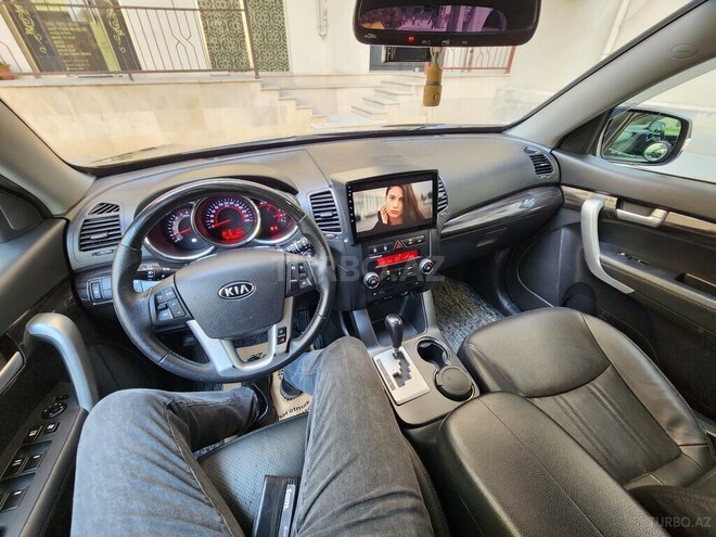 Kia Sorento-10