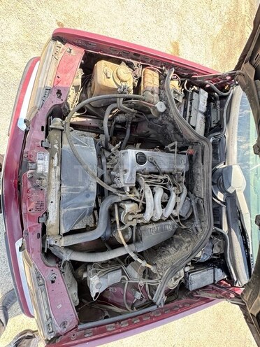 Mercedes E 200 d 1989, 540,000 km - 2.0 l - Bakı
