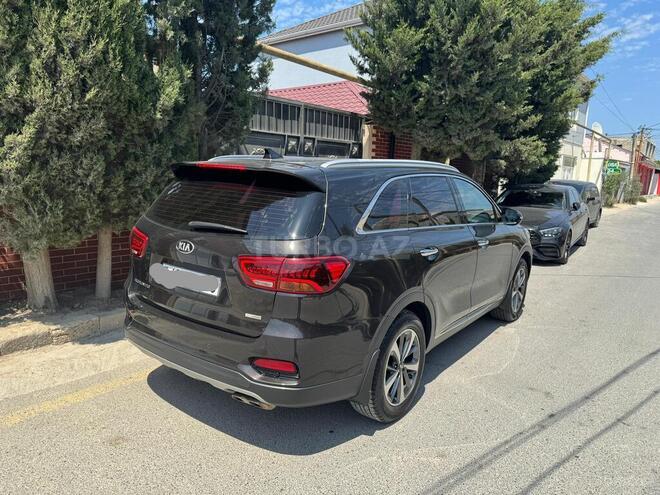 Kia Sorento-3