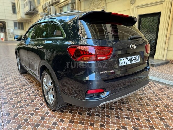 Kia Sorento-4
