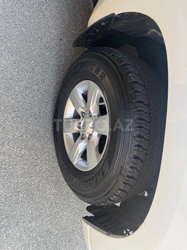 Toyota Land Cruiser Prado 2014, 205,000 km - 2.7 l - Bakı