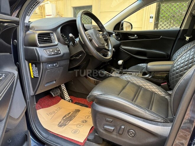 Kia Sorento-16
